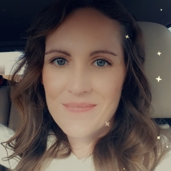 Profile Picture of Samantha Dempewolf (@sam101388) on Poshmark