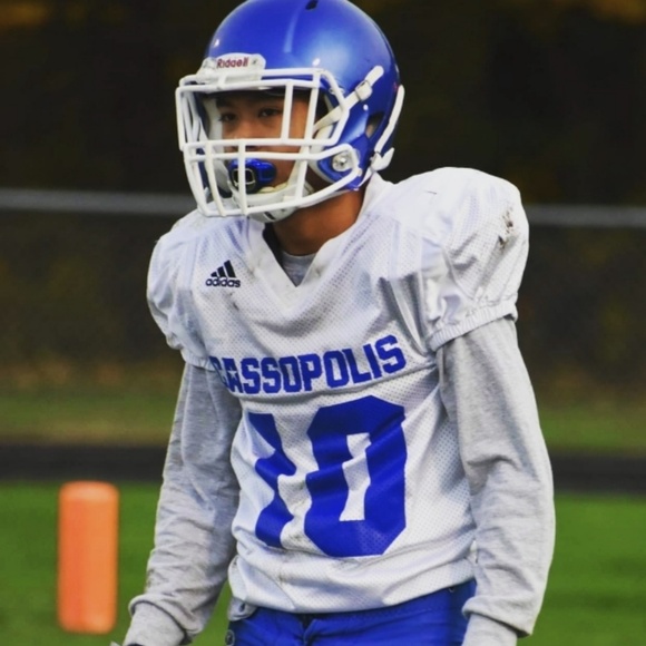 Profile Picture of Tony Bounthavy (@tony_bounthavy) on Poshmark