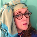 Profile Picture of 🔮✨🌟Christine💚 (@star.feather) on Instagram