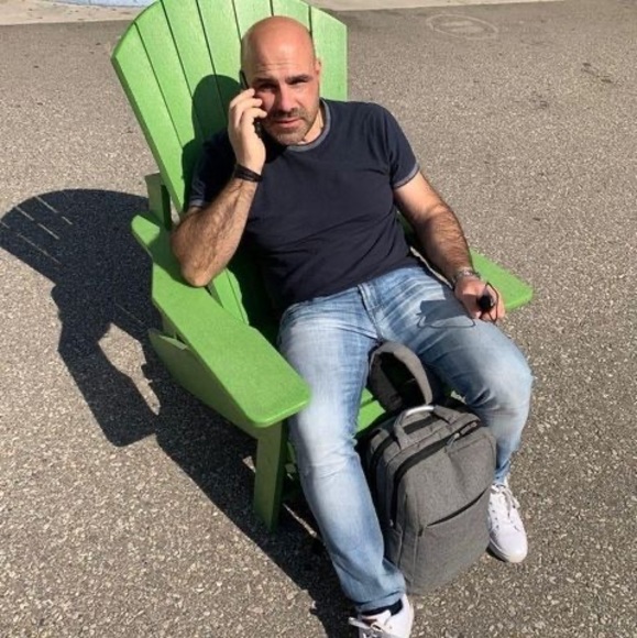 Frank Barone - Poshmark Profile Picture of Frank Barone (@frankbarone69) on Poshmark