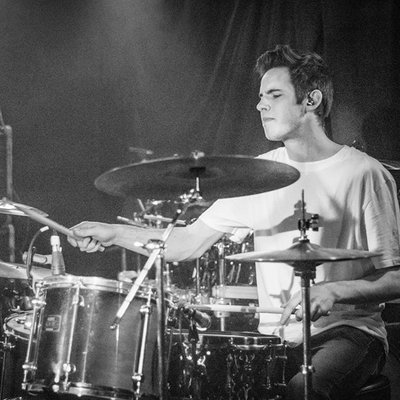 Profile Picture of Nick Machin (@nickmachindrums) on Twitter