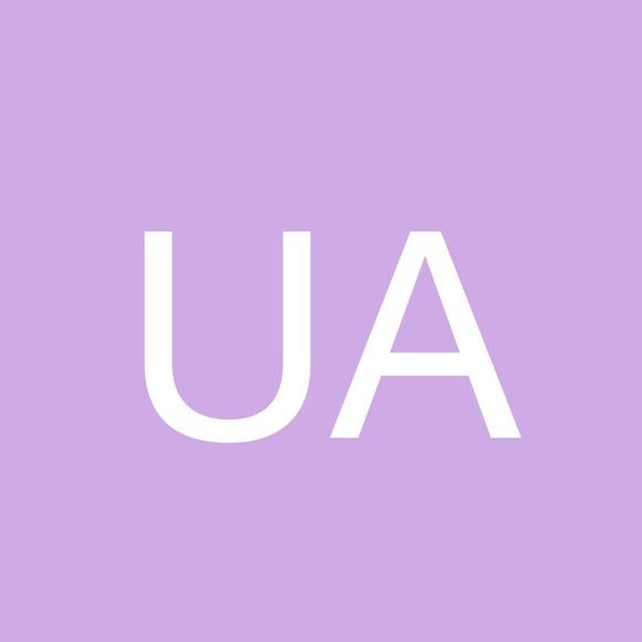 Profile Picture of Uta Aßmann (@utaas) on Poshmark