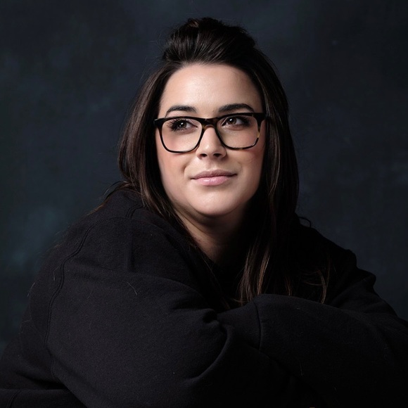 Jamie Malnati - Poshmark Profile Picture of Jamie Malnati (@jamiemalnati) on Poshmark