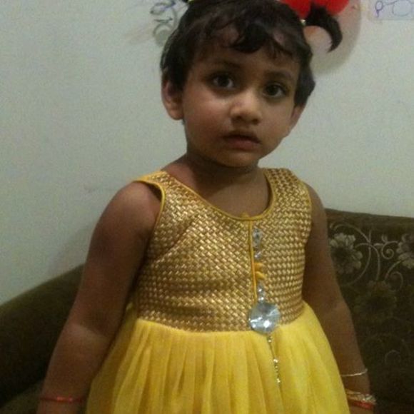 Profile Picture of Runa Akter (@runaakter) on Poshmark