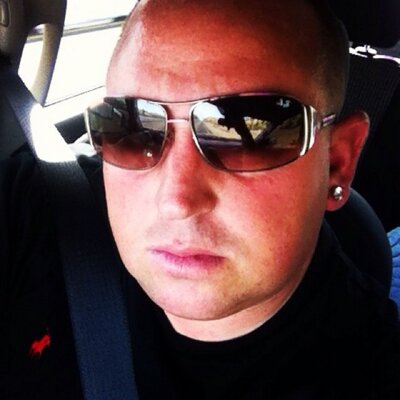 Profile Picture of Chris Dumas (@realknuckles) on Twitter