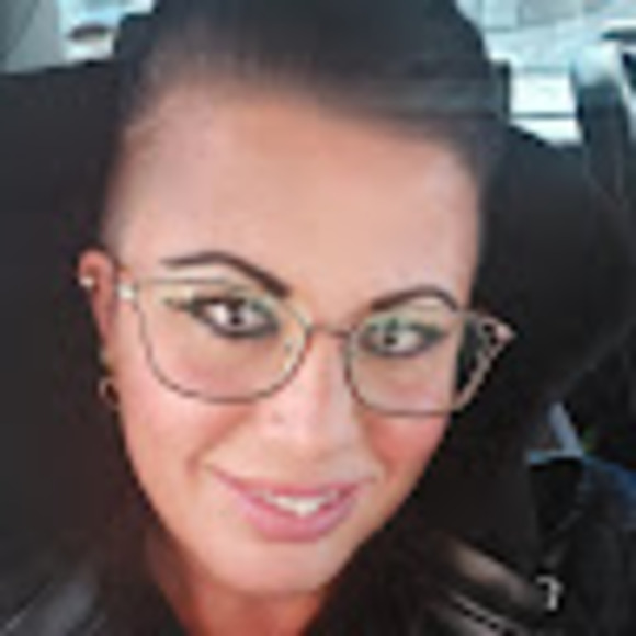 Profile Picture of Marilyne Coeur de louve (@butterfly432112) on Poshmark