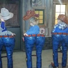 Profile Picture of Darcia Sielschott (@dsielschott83) on Twitter