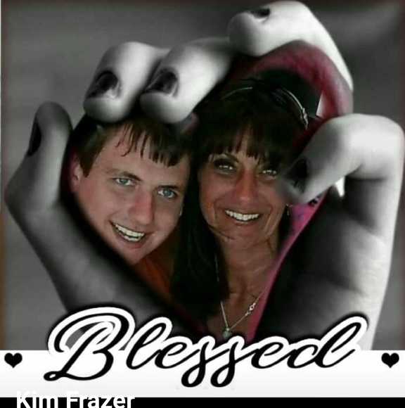 Profile Picture of Kim Frazer (@kimfrazer622) on Poshmark