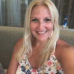 Profile Picture of Stacey Schultz (@schultzerchampagne) on Instagram