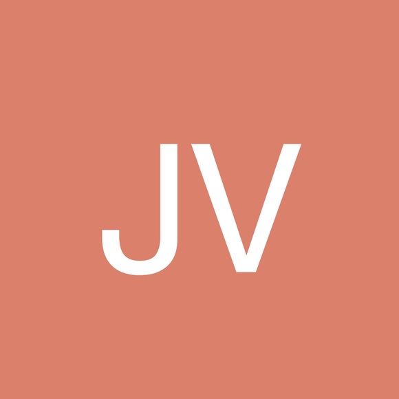 Profile Picture of Jodi Vanfleet (@jodi_vanfleet) on Poshmark