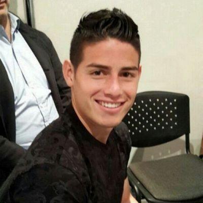 Profile Picture of James & Salome (@jamesysalome10) on Twitter