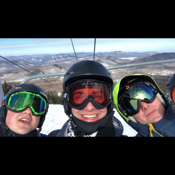 Profile Picture of Ben Brakenwagen (@benbrak) on Poshmark