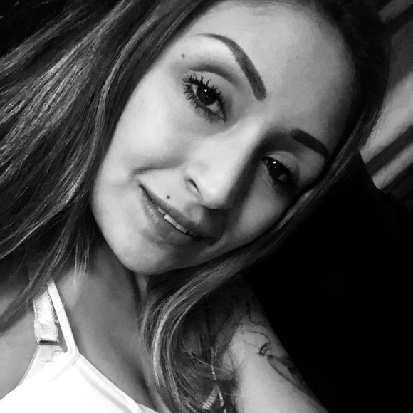 Profile Picture of Bianca Ibanez (@stephanibi) on Poshmark