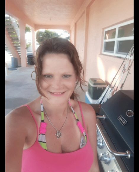 Profile Picture of Sonya Abrams (@angeleyes8082) on Poshmark