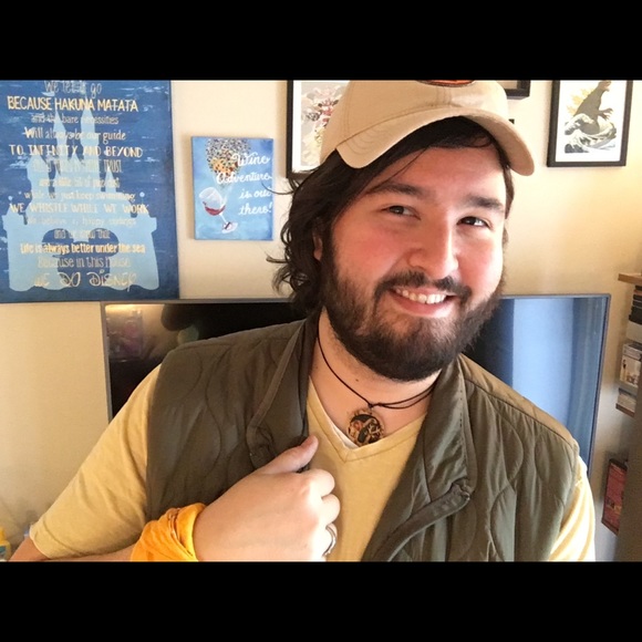 Profile Picture of Erik Bowen (@bowened387) on Poshmark