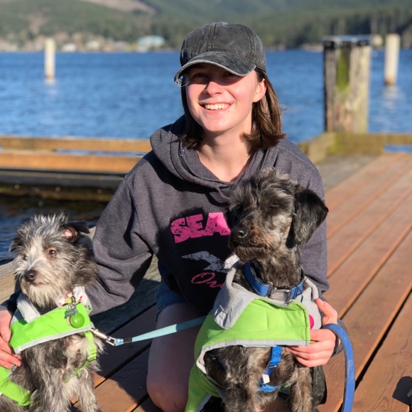 Profile Picture of Koral Kagerer (@kakyashton) on Poshmark