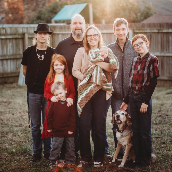 Profile Picture of Mj Humby (@mjhumby1979) on Poshmark