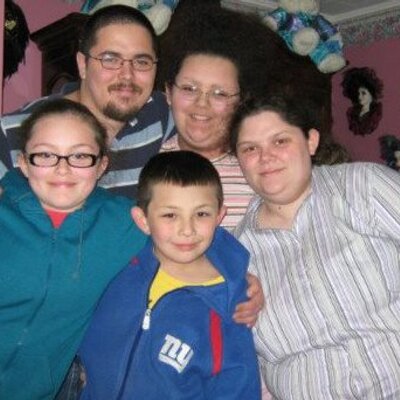Profile Picture of Amanda RedCloud-Owen (@MandiRedCloud) on Twitter