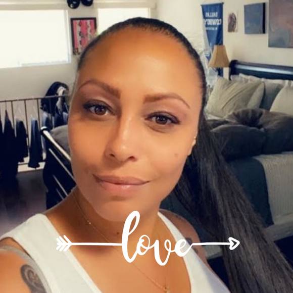 Kirsten Pangaliman - Poshmark Profile Picture of Kirsten Pangaliman (@kpangaliman) on Poshmark