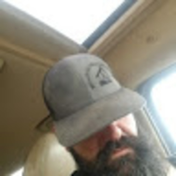 Profile Picture of Brian Mccormick (@bmccormick9678) on Poshmark
