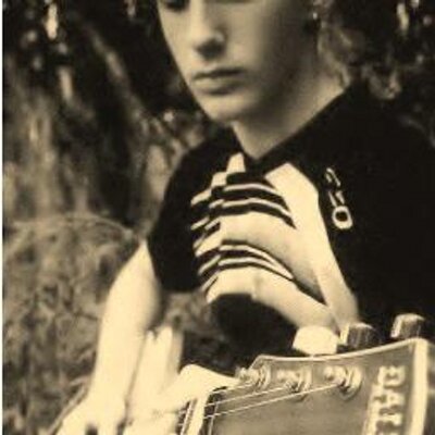 Profile Picture of Bryan Léger (@Just_A_Serenade) on Twitter