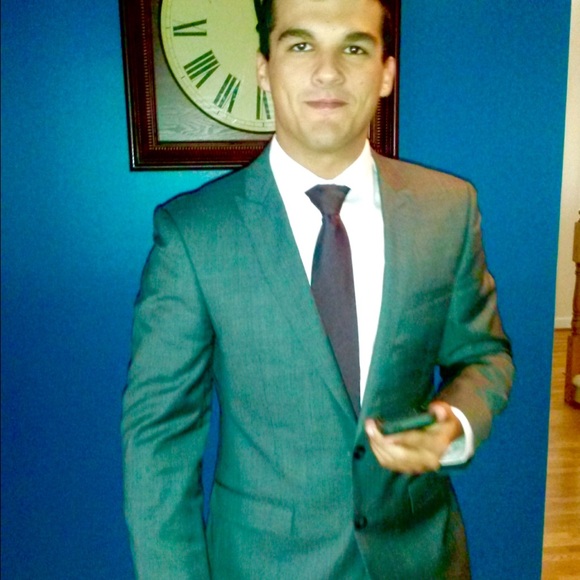 Profile Picture of Andrew Bowman (@andrewthebowman) on Poshmark