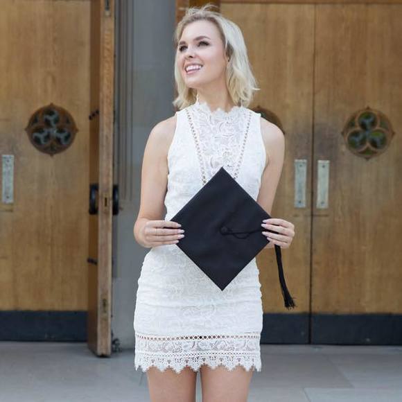 Profile Picture of Pamela Surran (@batpam) on Poshmark