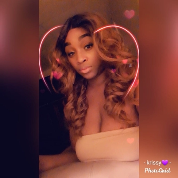 Profile Picture of Krishauna James (@krissyishere2) on Poshmark