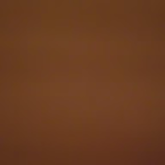 Profile Picture of Amber Talbot (@amber_talbot) on Poshmark