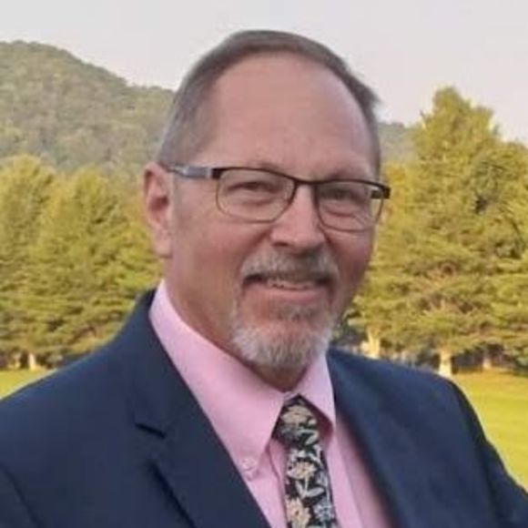 Profile Picture of Richard Tidyman (@richardstidyman) on Poshmark