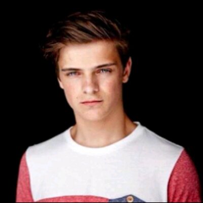 Profile Picture of Martin Garrix Spain (@MGarrixSpain) on Twitter