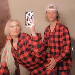 Profile Picture of Juliana  (@juliana.hugunin.15) on Tiktok