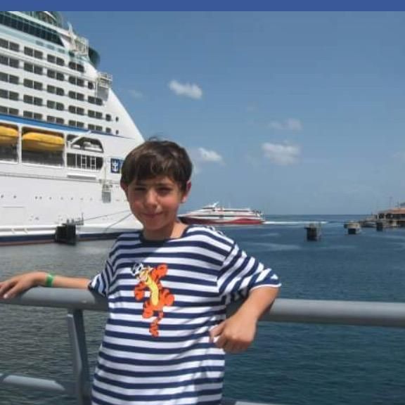 Profile Picture of edmond paris (@eparis00727) on Tiktok