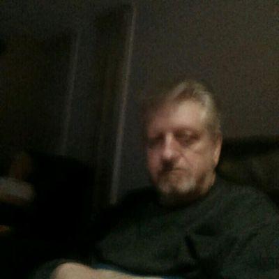 Profile Picture of Jim Peeples (@8a7eaa3839354a0) on Twitter