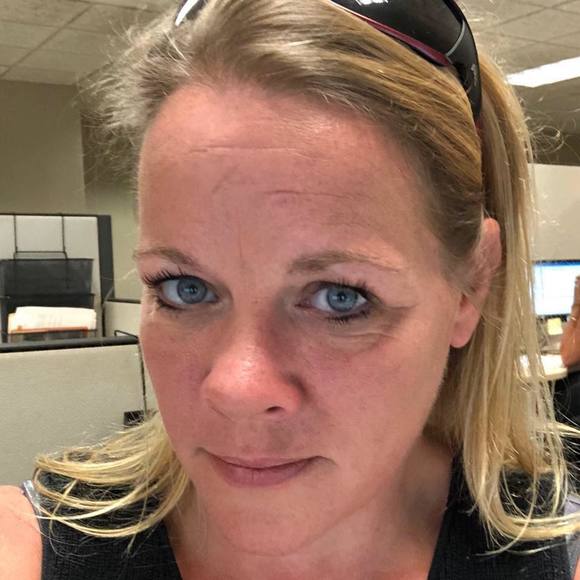 Profile Picture of Catherine Krecl (@catkrecl) on Poshmark