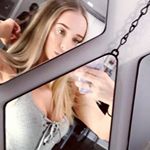 Profile Picture of Danielle Quarles (@daniellaveli) on Instagram