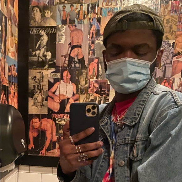 Profile Picture of Howard Suber (@howardsuber) on Poshmark