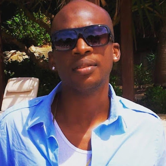 Profile Picture of Kirk Adams (@kirkbvi) on Poshmark
