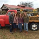 Profile Picture of Jeff Jessica Kruschek Steuerwald (@jeff__stew) on Instagram