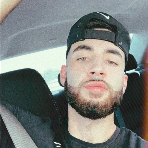 Profile Picture of Ryan Portillo (@rportillo1313) on Poshmark