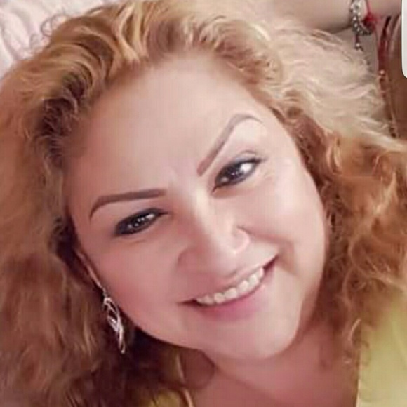 Profile Picture of Maria Arevalo (@arevalo6499) on Poshmark