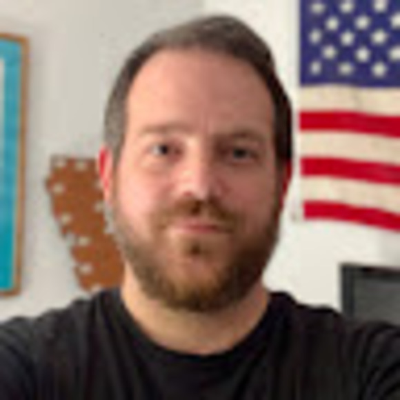 Profile Picture of Francis Breidenbach (@fbreide) on Poshmark