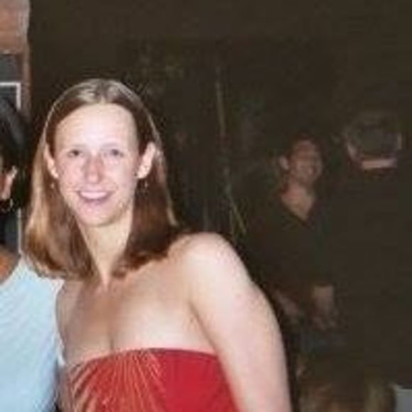 Profile Picture of Dawn Gerding (@dawngerding) on Poshmark