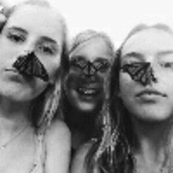 Profile Picture of Cammy Quigley (@cammyquigley) on Poshmark