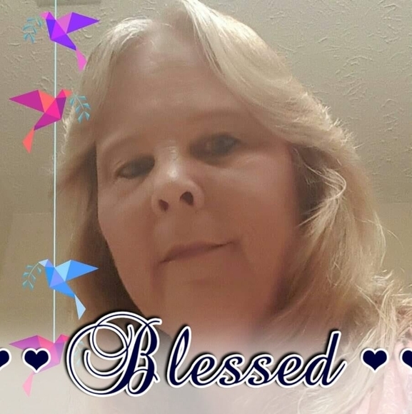 Profile Picture of Kimberly Hamm (@hamm6210) on Poshmark