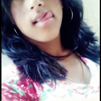 Profile Picture of Pâm_e_Biel S2 (@stephanie_manu) on Twitter