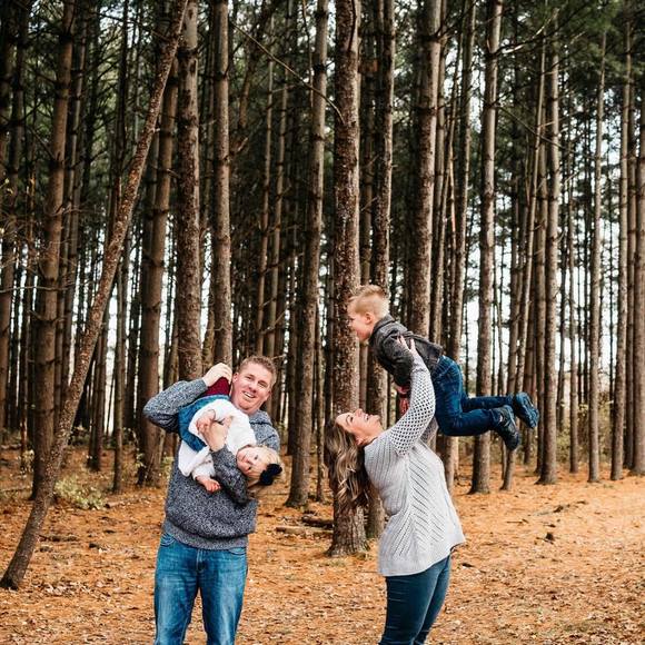 Profile Picture of Courtney Hammergren (@mfbabie0788) on Poshmark