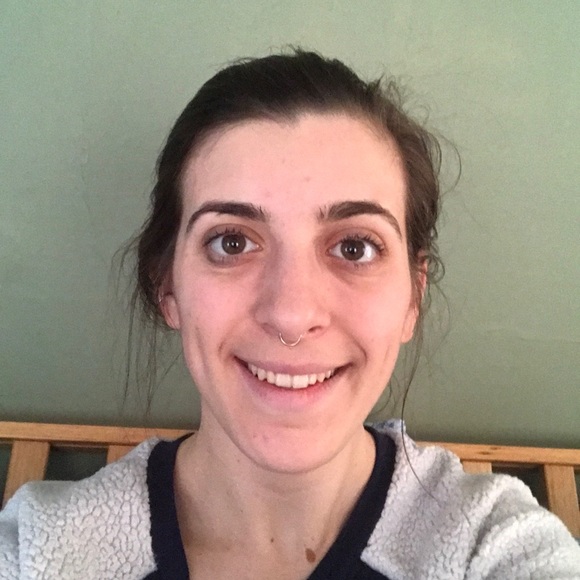 Profile Picture of Kelsey Shayer (@k3ls029) on Poshmark