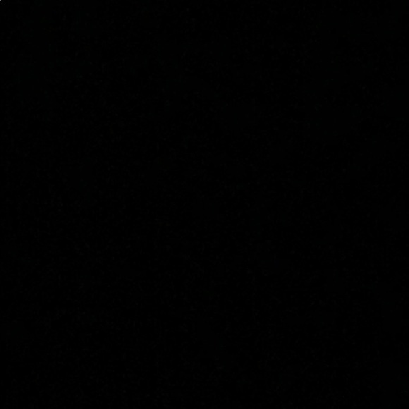 Profile Picture of Cheli Pezoa (@chelipezoa) on Poshmark