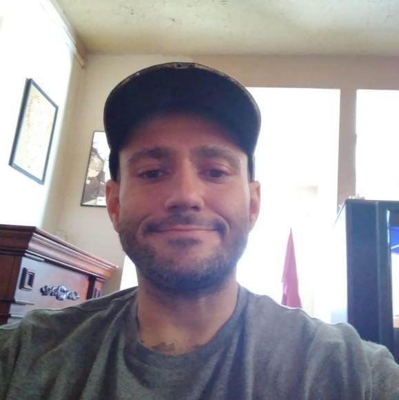 Profile Picture of Michael Stamper (@michaelstamp265) on Poshmark